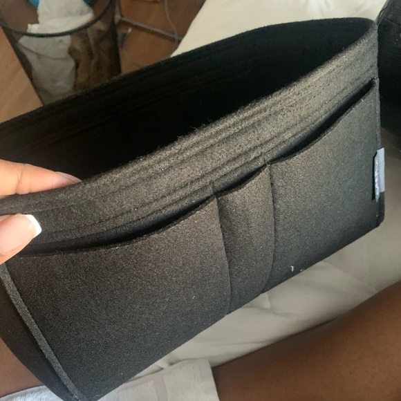 Black Louis Vuitton Epi leather Speedy - Picture 8 of 9